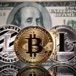 البيتكوين تحطم رقمًا قياسيًا جديدًا والذهب يصعد مع تراجع النفط والدولار