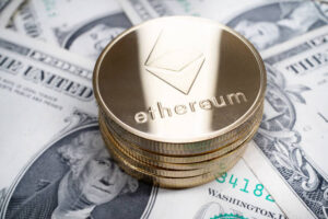 الإيثيريوم يقفز 45% بدعم من وضوح تنظيمي وطلب مؤسسي متزايد