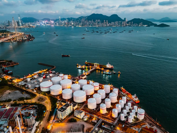 أسعار النفط تتأرجح بين سياسات أوبك+ وضعف الطلب الأميركي