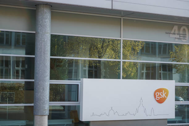 فوتسي 100 يرتفع بدعم GSK واستقرار التضخم وسط ترقب قرارات البنوك المركزية