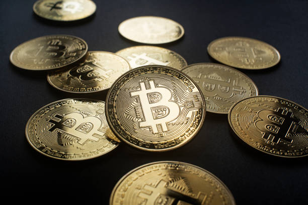 البيتكوين يتحرك في نطاق ضيق وسط إغلاق الحكومة الأمريكية وتزايد المخاوف الاقتصادية