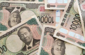 هبوط الين يتسارع… والدولار يواصل تحقيق المكاسب بدعم من الفيدرالي