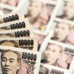 الين تحت الضغط.. والأنظار تتجه نحو سياسات تاكايتشي التحفيزية