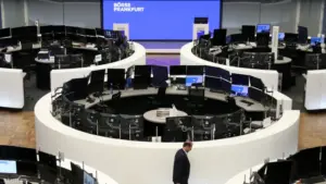 الأسهم الأوروبية تلتقط أنفاسها في جلسة هادئة قبل وداع 2025