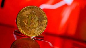 البيتكوين يتراجع بعد انتعاش محدود وسط ترقب البيانات الاقتصادية الأمريكية