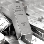 الفضة تسجّل قممًا غير مسبوقة وسط شح الإمدادات وتصاعد الرهانات على خفض الفائدة الأمريكية