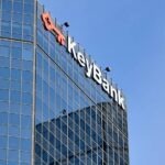 كي بانك كابيتال ترتقي بتصنيفات إنتل وأدفانسد مايكرو ديفايسز وسط طلب قوي على وحدات المعالجة والخدمات السحابية