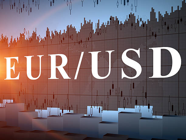 اليورو يتعافى والدولار يتوقف قبل صدور بيانات الفائدة الأمريكية