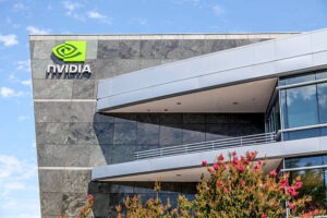 تقرير سهم NVIDIA اليوم: أداء قوي وزخم مستمر في قطاع الذكاء الاصطناعي