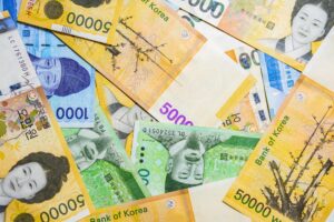 العملات والعالم الجيوسياسي: كيف تتحرك الأسواق تحت وطأة الأخبار