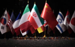 النفط يشتعل والأسواق تتراجع مع تصاعد التوترات في الشرق الأوسط