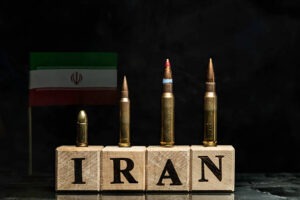 النفط يشتعل والأسواق تتراجع مع تصاعد التوترات في الشرق الأوسط