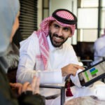 تاسي عند قمم الزخم: اتجاه صاعد قوي يواجه خطر تصحيح قصير