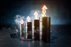النفط يتراجع بعد تأجيل الضربة الأمريكية على إيران والأسواق تترقب مصير الإمدادات