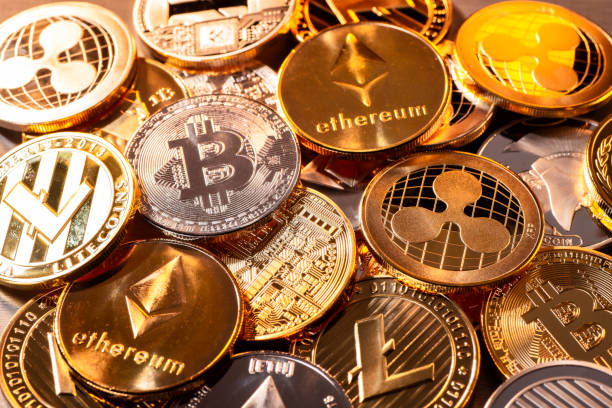 بيتكوين تتعافى بعد صدمة البيع.. ستراتيجي تضخ 100 مليون دولار وتعيد الثقة إلى السوق