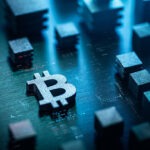 البيتكوين تتماسك فوق 63 ألف دولار وسط تباين أداء العملات المشفرة