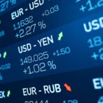 العملات الآسيوية تحت الضغط والدولار قرب أعلى مستوياته في شهرين.. الأسواق تترقب بيانات التضخم الأمريكية
