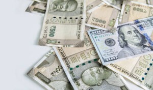 العملات الآسيوية تحت الضغط والدولار قرب أعلى مستوياته في شهرين.. الأسواق تترقب بيانات التضخم الأمريكية