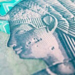 الدولار دون 50 جنيهًا في مصر بعد اتفاق مبدئي مع صندوق النقد لصرف تمويلات جديدة