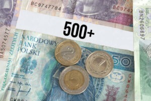 بلس500 تحقق إيرادات قياسية في النصف الأول وتؤكد توقعاتها لعام 2026