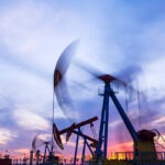 النفط يرتفع في التعاملات الآسيوية وخام برنت يقترب من 86 دولارًا