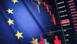 الأسهم الأوروبية تقترب من مستويات قياسية بدعم نتائج الشركات وهبوط النفط