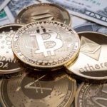 العملات الرقمية تتراجع بقوة.. لايتكوين تهبط 10% والبيتكوين دون 84 ألف دولار